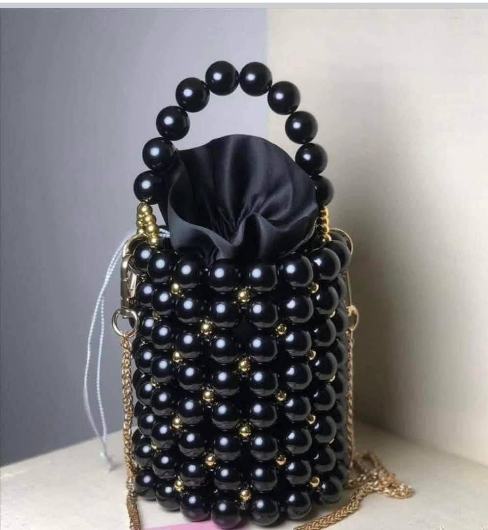 Sac Seau Perlé Noir - Élégance Minimaliste